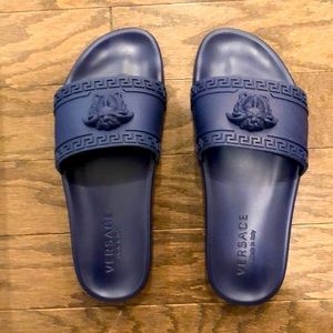 Medusa Rubber Slip on Sandals